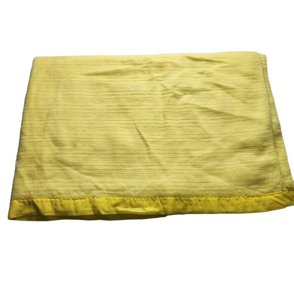 Vintage Bight Yellow Waffle Weave Satin Trim Blanket 68x92 Twin Long - Picture 2 of 6